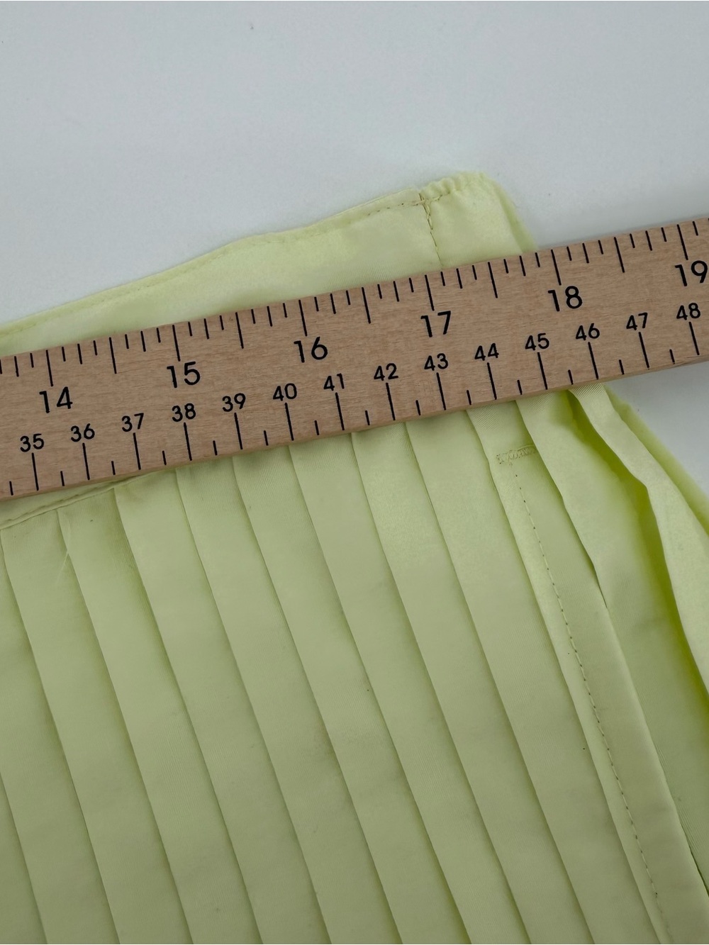 Free Assembly Yellow Pintuck Pleated Midi Skirt XL Cottagecore Coquette Preppy - Picture 6 of 11